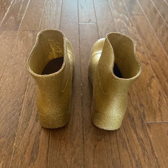 BOTTEGA VENETA Puddle Glitter Monobloc Chelsea Rubber Boots Gold Sz 39 EU/9 US - Picture 7 of 13
